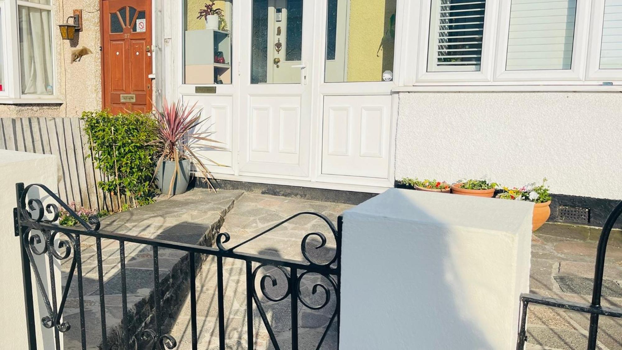 Spacious Double Room With Private Bathroom In Quiet Area Only 20 Min To Central London Streatham Vale Exterior photo